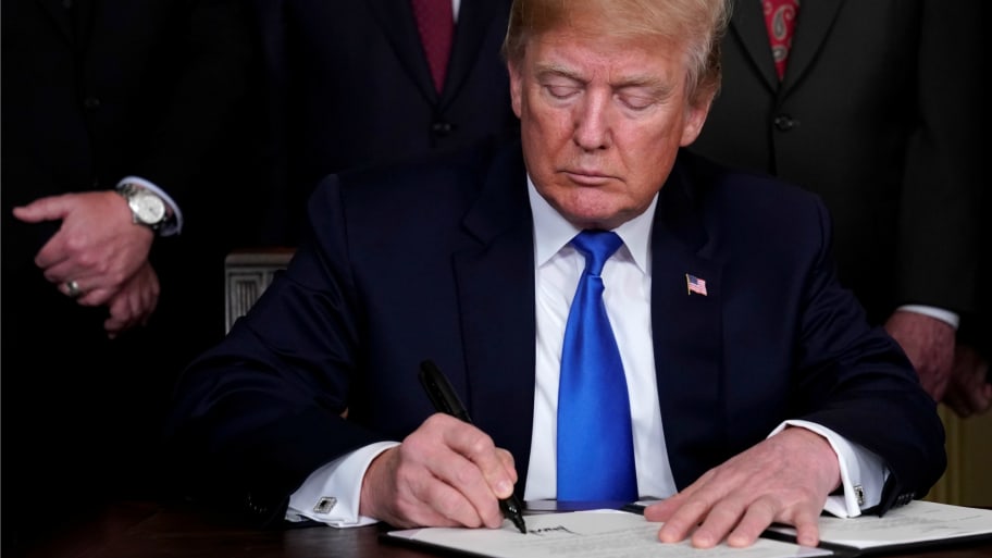 Trump Shows He Is Shrewd, Cunning, & Crazy Like A Fox